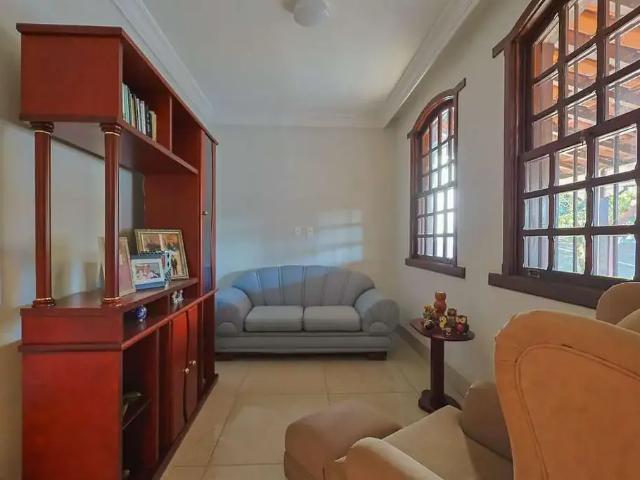 Casa / Sobrado para Venda em Belo Horizonte/MG Mangabeiras 4 Quartos