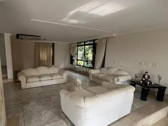 Casa / Sobrado para Venda em Belo Horizonte/MG Mangabeiras 5 Quartos
