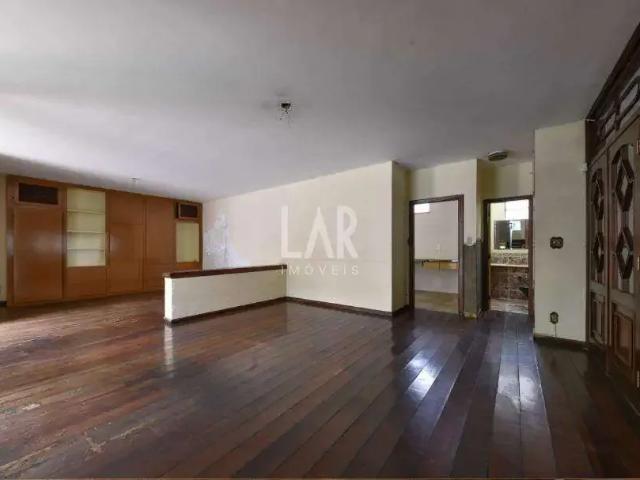 Casa / Sobrado para Venda em Belo Horizonte/MG Mangabeiras 6 Quartos