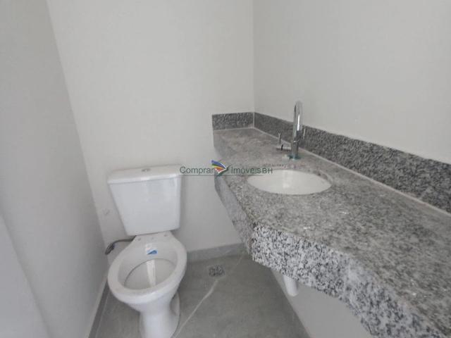 Casa / Sobrado para Venda em Belo Horizonte/MG Mantiqueira 2 Quartos