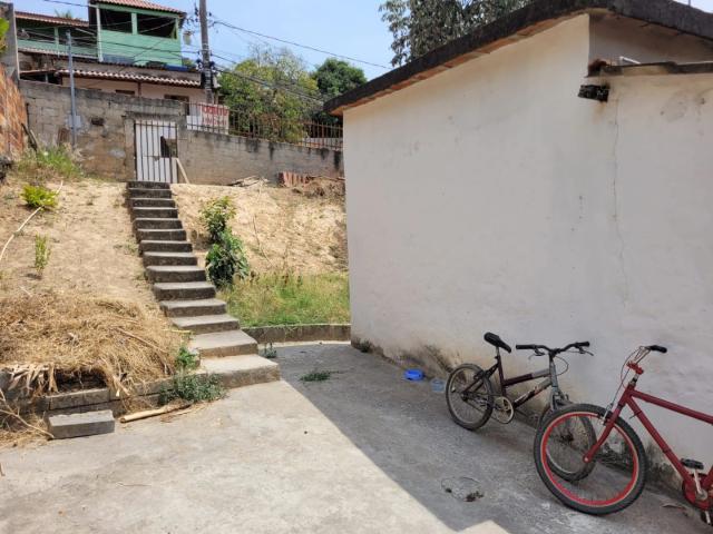 Casa / Sobrado para Venda em Belo Horizonte/MG Mantiqueira 4 Quartos
