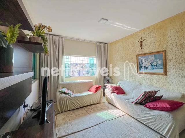 Casa / Sobrado para Venda em Belo Horizonte/MG Maria Goretti 5 Quartos