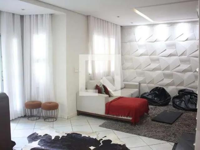 Casa / Sobrado para Venda em Belo Horizonte/MG Milionários 4 Quartos