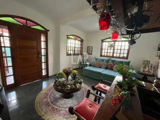 Casa / Sobrado para Venda em Belo Horizonte/MG Monsenhor Messias 4 Quartos