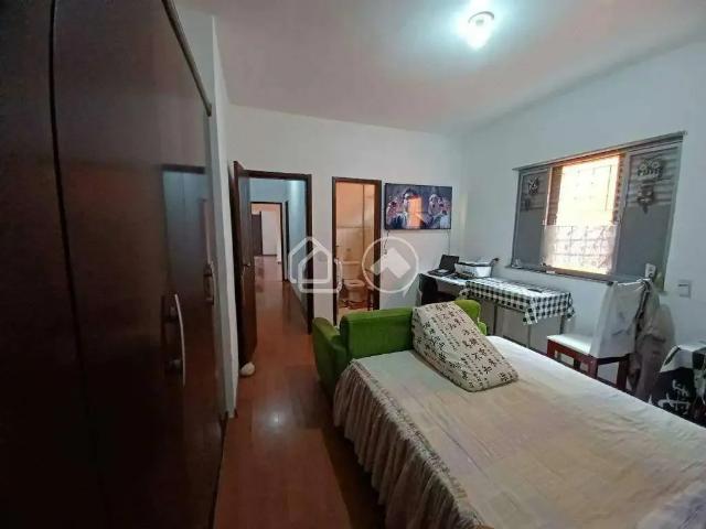 Casa / Sobrado para Venda em Belo Horizonte/MG Nova Granada 4 Quartos