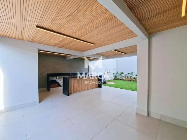 Casa / Sobrado para Venda em Belo Horizonte/MG Nova Granada 5 Quartos