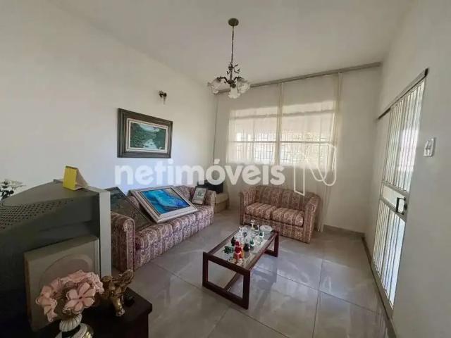 Casa / Sobrado para Venda em Belo Horizonte/MG Nova Floresta 3 Quartos