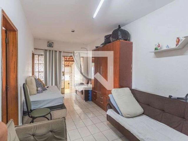 Casa / Sobrado para Venda em Belo Horizonte/MG Nova Floresta 3 Quartos