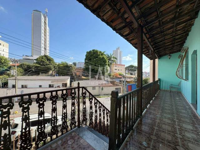 Casa / Sobrado para Venda em Belo Horizonte/MG Nova Floresta 4 Quartos