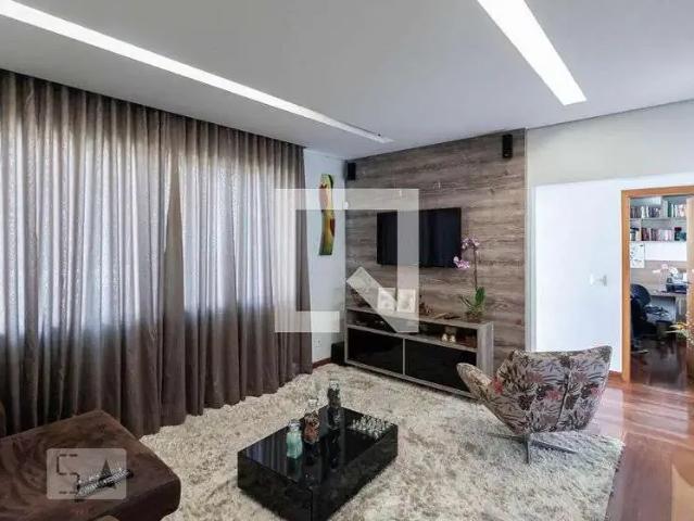 Casa / Sobrado para Venda em Belo Horizonte/MG Nova Floresta 5 Quartos