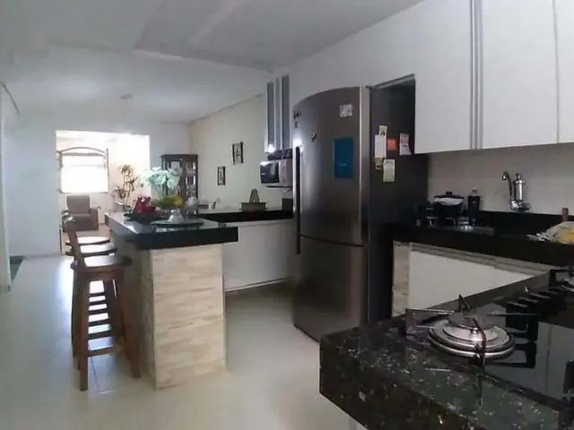Casa / Sobrado para Venda em Belo Horizonte/MG Nova Floresta 6 Quartos
