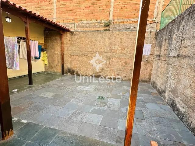 Casa / Sobrado para Venda em Belo Horizonte/MG Ouro Minas 2 Quartos