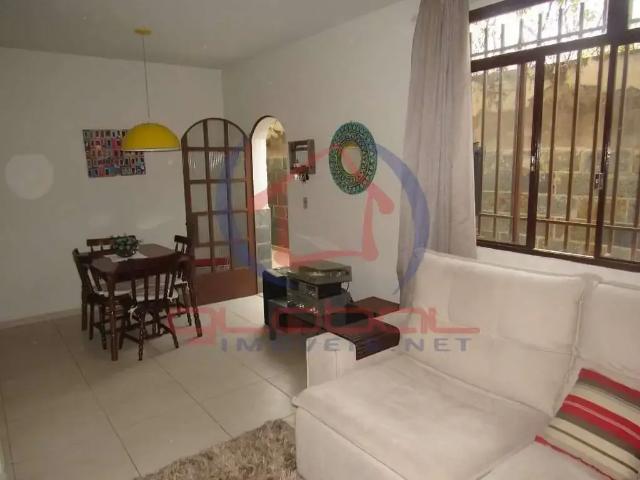 Casa / Sobrado para Venda em Belo Horizonte/MG Ouro Preto 3 Quartos