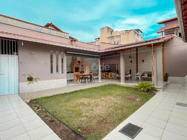 Casa / Sobrado para Venda em Belo Horizonte/MG Ouro Preto 3 Quartos