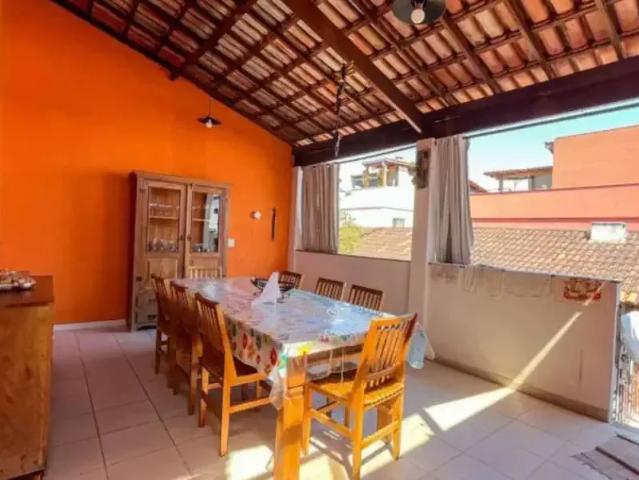 Casa / Sobrado para Venda em Belo Horizonte/MG Ouro Preto 4 Quartos