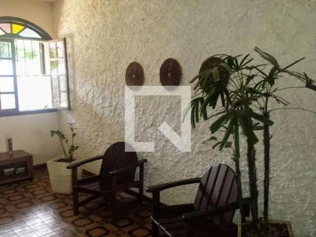 Casa / Sobrado para Venda em Belo Horizonte/MG Ouro Preto 4 Quartos
