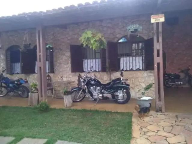 Casa / Sobrado para Venda em Belo Horizonte/MG Ouro Preto 4 Quartos