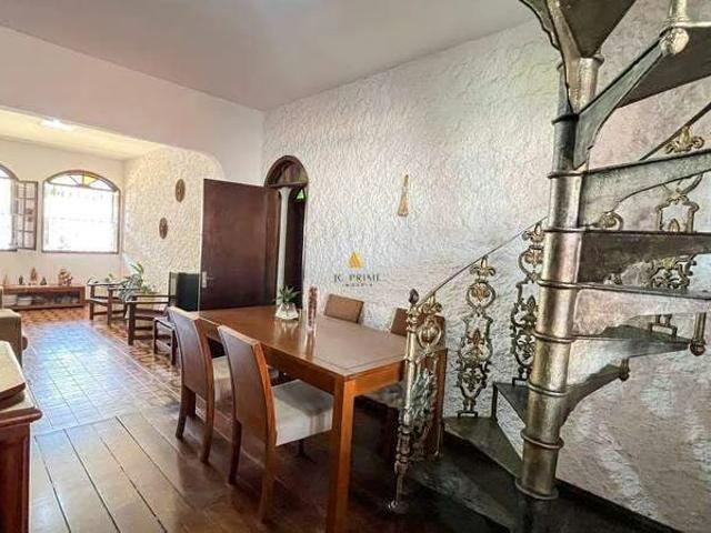 Casa / Sobrado para Venda em Belo Horizonte/MG Ouro Preto 4 Quartos