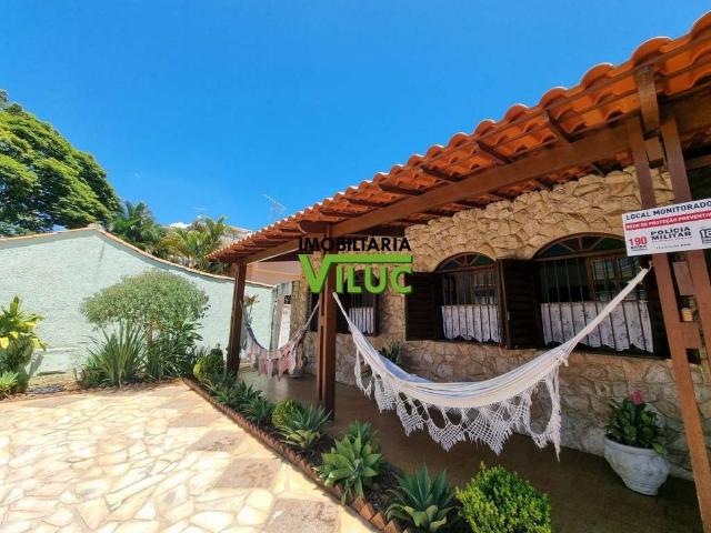Casa / Sobrado para Venda em Belo Horizonte/MG Ouro Preto 4 Quartos