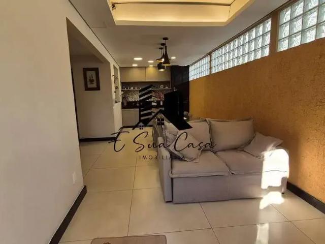 Casa / Sobrado para Venda em Belo Horizonte/MG Ouro Preto 5 Quartos