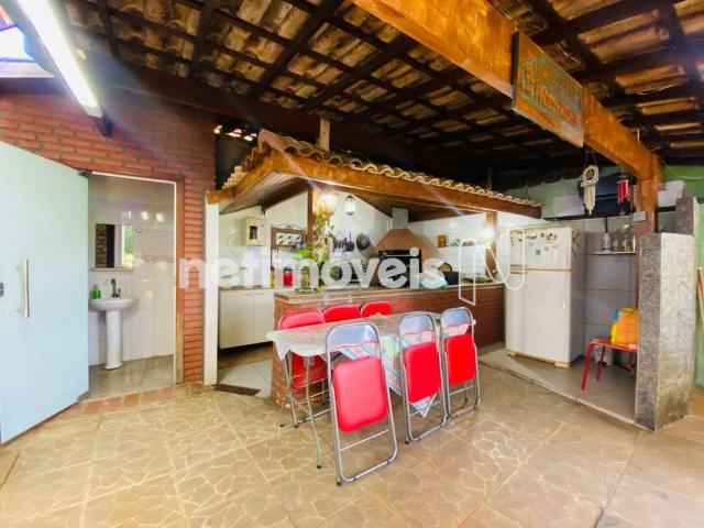 Casa / Sobrado para Venda em Belo Horizonte/MG Ouro Preto 5 Quartos
