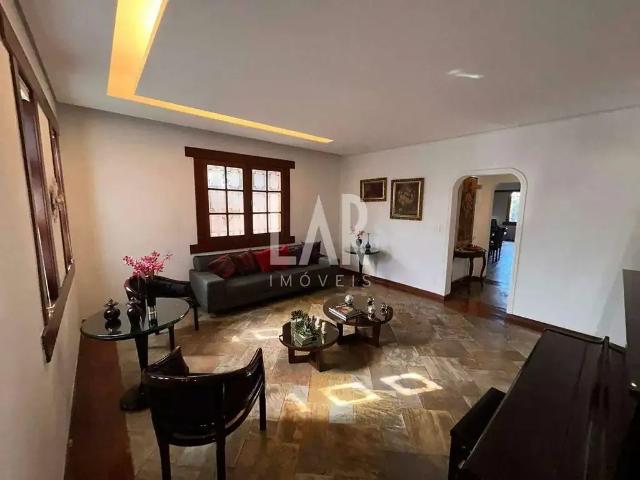 Casa / Sobrado para Venda em Belo Horizonte/MG Ouro Preto 5 Quartos