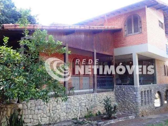 Casa / Sobrado para Venda em Belo Horizonte/MG Ouro Preto 5 Quartos