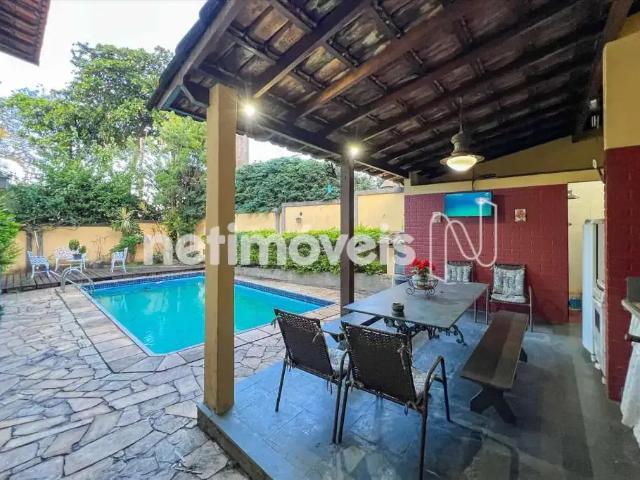 Casa / Sobrado para Venda em Belo Horizonte/MG Ouro Preto 5 Quartos