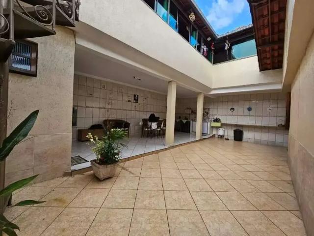 Casa / Sobrado para Venda em Belo Horizonte/MG Átila de Paiva 3 Quartos