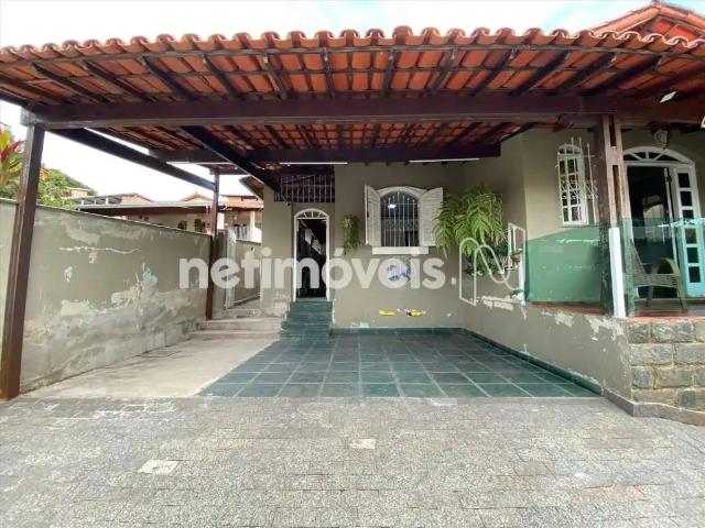 Casa / Sobrado para Venda em Belo Horizonte/MG Aarão Reis 3 Quartos