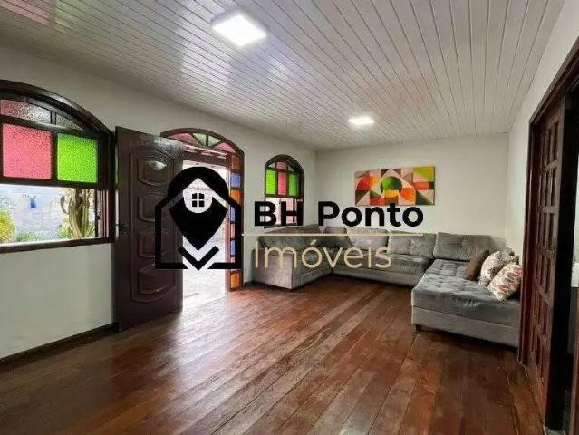 Casa / Sobrado para Venda em Belo Horizonte/MG Alípio de Melo 3 Quartos