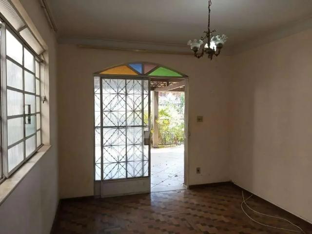 Casa / Sobrado para Venda em Belo Horizonte/MG Aparecida 4 Quartos