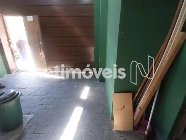 Casa / Sobrado para Venda em Belo Horizonte/MG Aparecida 4 Quartos