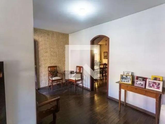 Casa / Sobrado para Venda em Belo Horizonte/MG Aparecida 5 Quartos