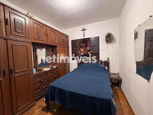 Casa / Sobrado para Venda em Belo Horizonte/MG Araguaia 4 Quartos