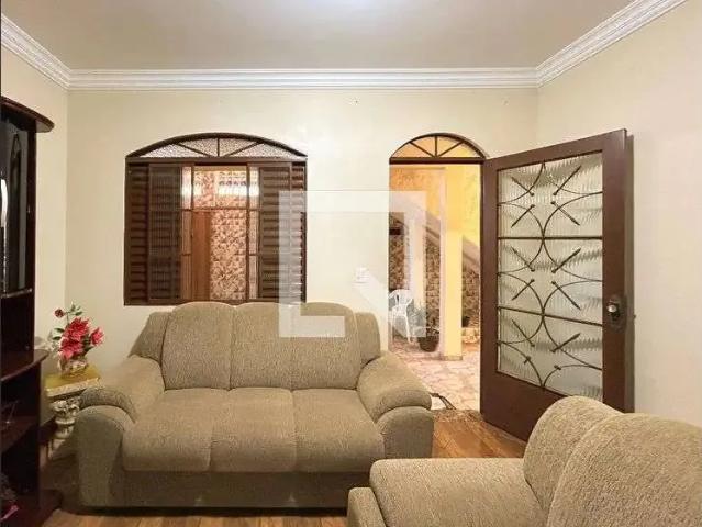 Casa / Sobrado para Venda em Belo Horizonte/MG Araguaia 5 Quartos