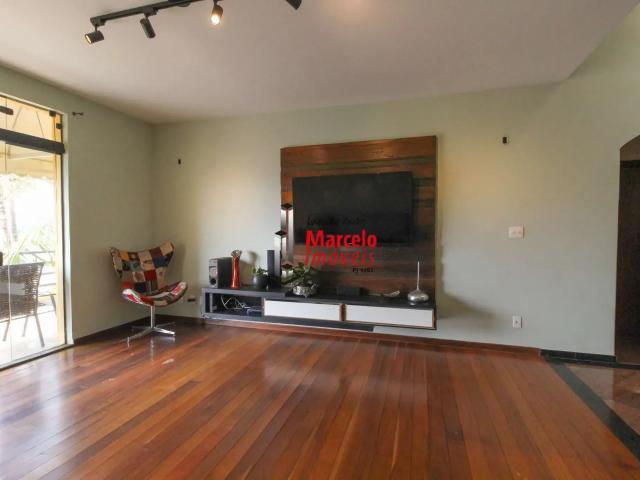 Casa / Sobrado para Venda em Belo Horizonte/MG Buritis 4 Quartos