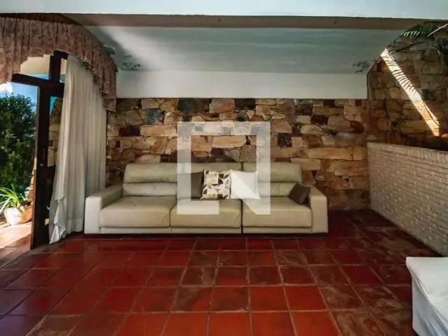 Casa / Sobrado para Venda em Belo Horizonte/MG Bandeirantes 4 Quartos