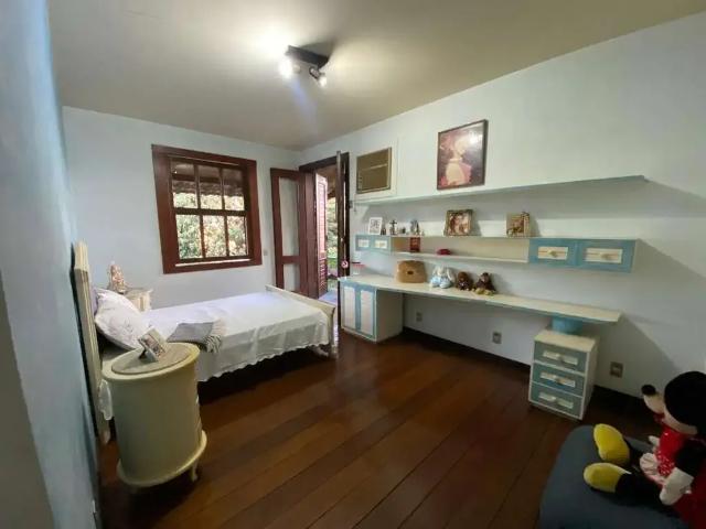 Casa / Sobrado para Venda em Belo Horizonte/MG Bandeirantes 4 Quartos