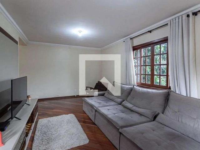 Casa / Sobrado para Venda em Belo Horizonte/MG Bandeirantes 4 Quartos