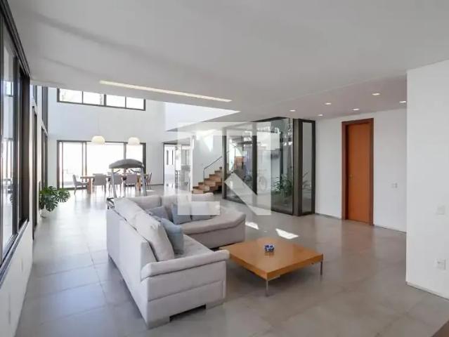 Casa / Sobrado para Venda em Belo Horizonte/MG Bandeirantes 4 Quartos