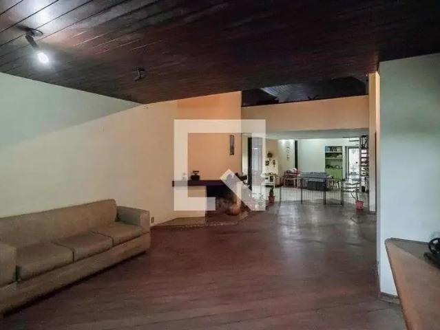 Casa / Sobrado para Venda em Belo Horizonte/MG Bandeirantes 4 Quartos