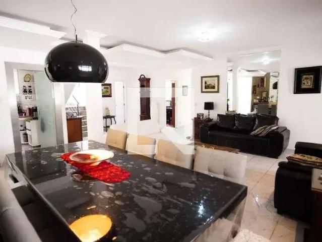 Casa / Sobrado para Venda em Belo Horizonte/MG Bandeirantes 8 Quartos