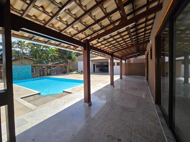 Casa / Sobrado para Venda em Belo Horizonte/MG Bandeirantes Pampulha 5 Quartos
