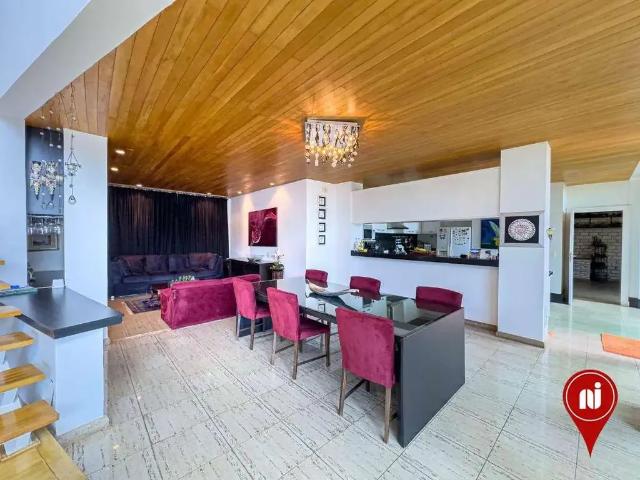 Casa / Sobrado para Venda em Belo Horizonte/MG Belvedere 4 Quartos