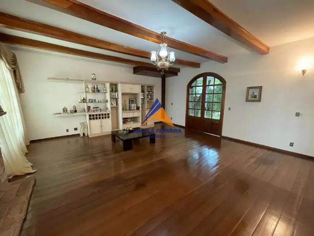 Casa / Sobrado para Venda em Belo Horizonte/MG Belvedere 4 Quartos