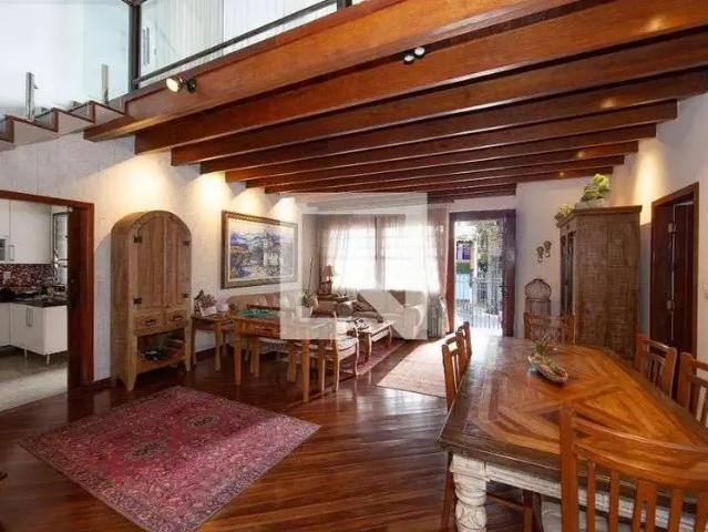 Casa / Sobrado para Venda em Belo Horizonte/MG Belvedere 5 Quartos