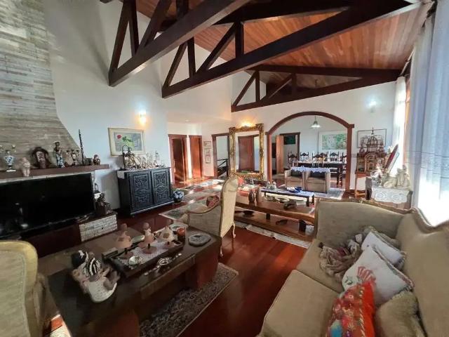 Casa / Sobrado para Venda em Belo Horizonte/MG Belvedere 5 Quartos