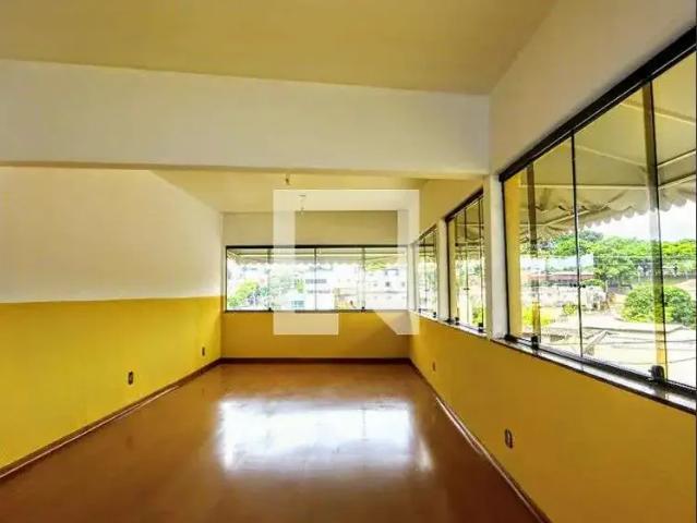 Casa / Sobrado para Venda em Belo Horizonte/MG Betânia 5 Quartos