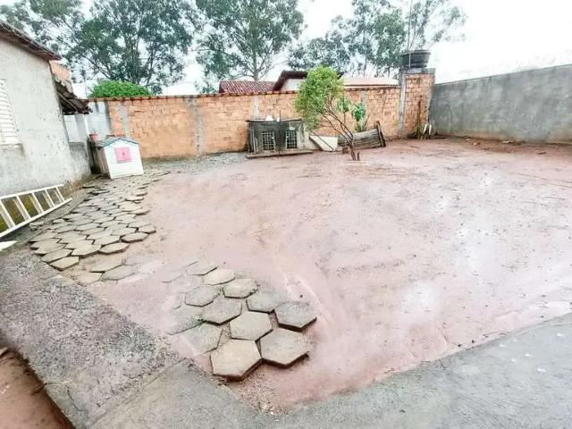 Casa / Sobrado para Venda em Belo Horizonte/MG Braúnas 3 Quartos